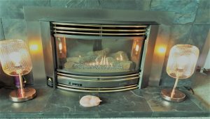 How to Clean Fireplace Glass With Homemade Cleaners