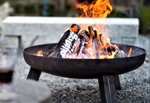 How to Start a Fire in a Metal Fire Pit