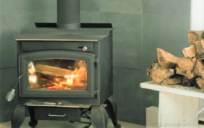How to Make Wood Burn Slower in a Fireplace