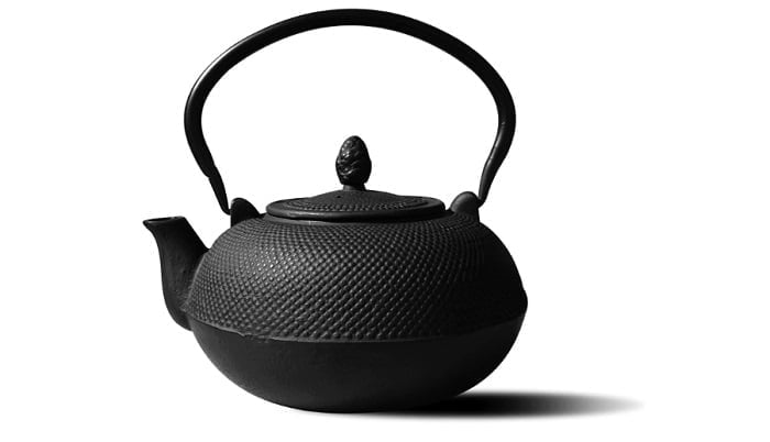 old dutch cast iron hakone teapot