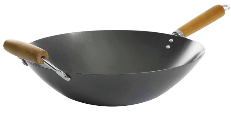 what type of cookware is stir fry cooked in