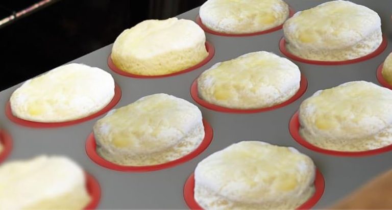 are silicone muffin pans safe