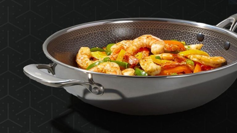 wok vs saute pan